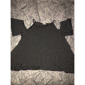 *Prefect for summer open shoulder*